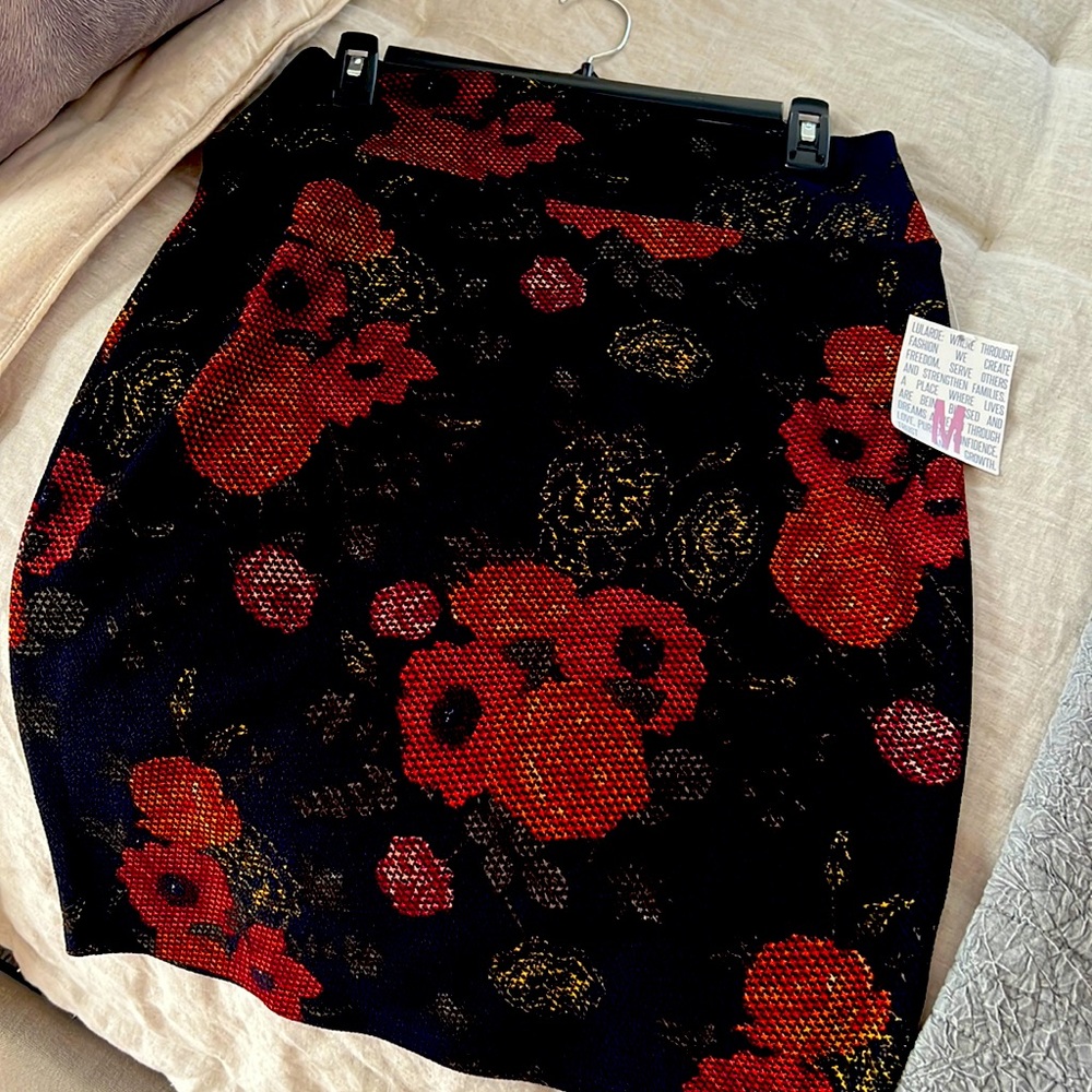 LulaRoe Cassie Pencil Skirt